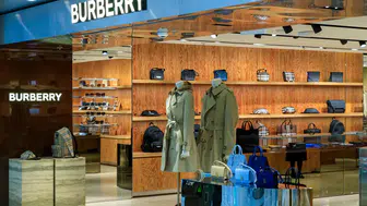 Dünyaca ünlü marka nasıl toparlandı? Burberry'i kurtaran karar