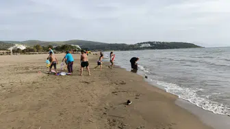 Ege’de yaz havası: Kuşadası’nda deniz sezonu açıldı