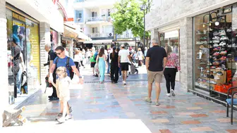 Marmaris'te yenilenen çarşı ve sokaklar turistlerin gözdesi oldu