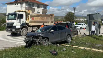 Amasya Suluova'da trafik kazası : 1 kişi yaralandı