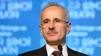 Bakan Uraloğlu, 'Yükselen Türkiye Zirveleri'ne katıldı