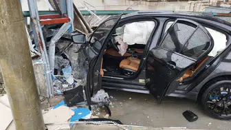Burdur'da otomobil yoldan çıktı : Kazada 2 kişi yaralandı