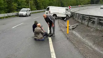 Zonguldak Ereğli kara yolunda kaza : Araçtan fırlayan sürücü yaralandı