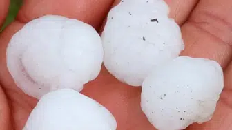 Şanlıurfa'da dolu yağışı etkili oldu