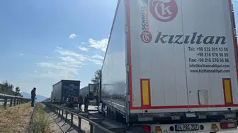Bilecik'te iki tır çarpıştı, bir kişi yaralandı