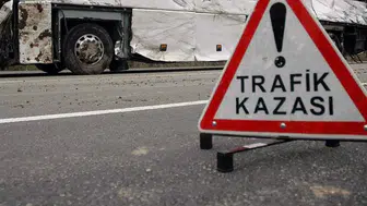 Ordu’da çöp kamyonu ile hafif ticari araç çarpıştı : 3 kişi yaralandı