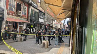 Van'da sokak ortasında silahlı saldırı : 1 kişi bacağından yaralandı