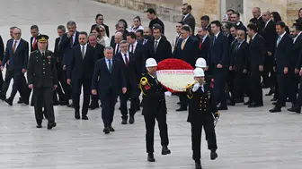Bakan Bak ve beraberindeki heyet Anıtkabir'i ziyaret etti