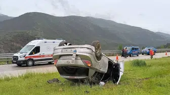 Tokat Reşadiye'de otomobil devrildi : 5 yaralı