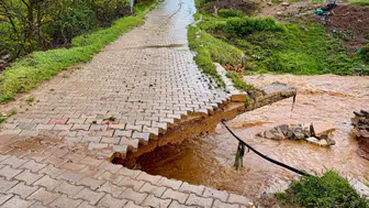 Afyonkarahisar'da şiddetli sağanak sel felaketine yol açtı