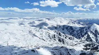 Erzurum Palandöken'de kar bereketi yaşanıyor