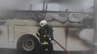 Sakarya'da seyir halindeki yolcu otobüsünde yangın çıktı