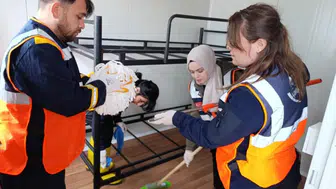 Çorum'da hortum nedeniyle hasar oluşan köylere konteynerler kuruldu