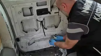 Kastamonu'da araç kapısına zulalanan uyuşturucuyu polis buldu : 3 gözaltı