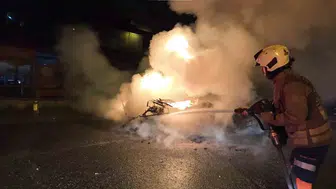 Elazığ’da kurye dehşeti : Marşa bastığı motosiklet bir anda yandı