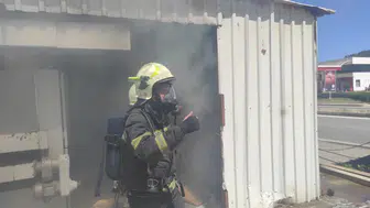 Bodrum'da marangozhanede yangın çıktı : Makineler ve keresteler zarar gördü