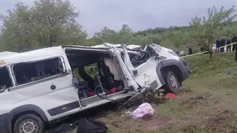 Yozgat'ta öğrenci servisi devrildi : Çok sayıda ölü ve yaralı var