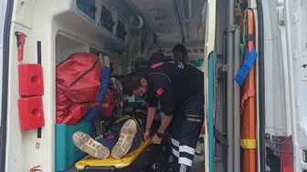 Konya'da otomobil ile motosiklet çarpıştı : Bir kişi yaralandı