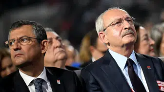 Özgür Özel CHP Genel Merkezi’nden ayrıldı