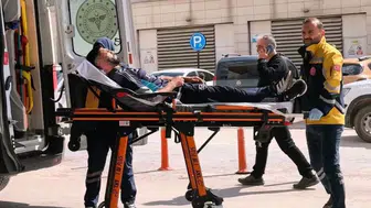 Bursa'da bıçaklı kavga : 1 kişi yaralandı