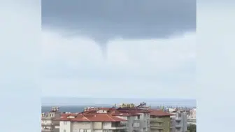 Alanya açıklarında deniz üzerinde hortum oluştu