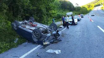 Zonguldak'ta otomobil takla attı : 4 yaralı