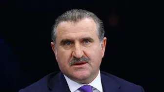 Bakan Bak, 50. Yıl Hentbol Federasyon Kupası şampiyonlarını tebrik etti
