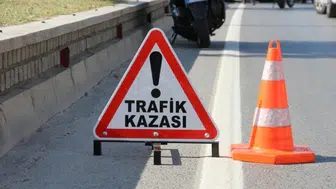 Malatya'da otomobil ile hafif ticari araç çarpıştı : 2 yaralı