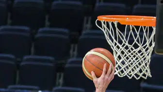 Fenerbahçe, yarı final ilk maçında A. Efes'i konuk edecek