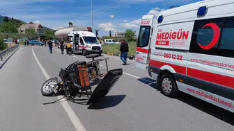 Manisa'da feci kaza : Ölü ve yaralılar var