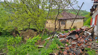 Tokat'ta heyelan : 2 ev tahliye edildi