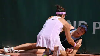 Zeynep Sönmez Roland Garros'ta sakatlandı mı? Milli tenisçinin sağlık durumu nasıl?