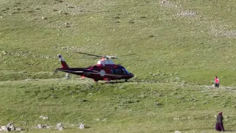 Konya'da dağlık arazide kaza : Sürücü hava ambulansıyla hastaneye sevk edildi