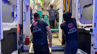 Adıyaman'da kaza : Motosiklet tarlaya yuvarlandı, 2 yaralı