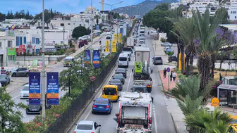 Bodrum'da bayram yoğunluğu : 24 saatte 20 bin araç giriş yaptı