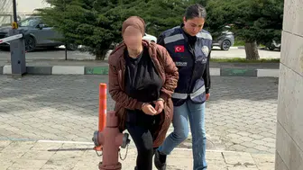 Samsun'da yeğeninin altınlarıyla otomobil aldı: Teyze tutuklandı
