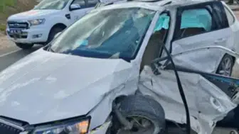 Aksaray'da iki otomobil çarpıştı : 1 ölü, 2 ağır yaralı