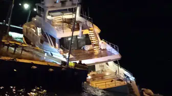 Sinop'ta lüks yat yan yattı : 6 mürettebat kurtarıldı
