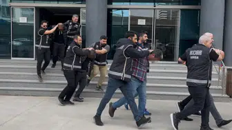 Bursa'da çiftçileri hedef alan suç örgütüne operasyon : 11 şüpheli tutuklandı