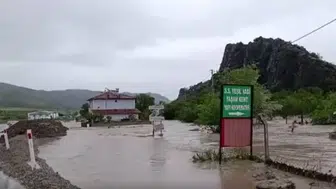 Zile'de Belpınar Barajı taştı : Zile-Turhal kara yolu ve tarım arazileri sular altında kaldı