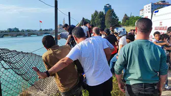 Adana'da Seyhan Nehri'nde boğulan genç, yaşamını yitirdi