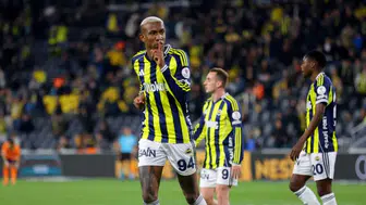 Fenerbahçe, Başakşehir karşılaşmasından galibiyetle ayrıldı