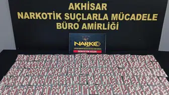Manisa Akhisar'da uyuşturucu operasyonu : Bin 666 hap ele geçirildi