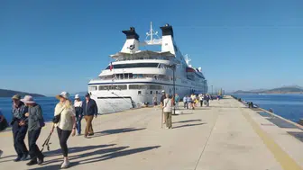 Bodrum'da kruvaziyer hareketliliği ! Yüzlerce turistle geldi