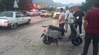 Konya'da Pick Up ile motosiklet çarpıştı : 2 yaralı