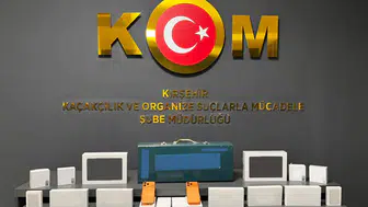 Kırşehir'de kaçakçılık : Çok sayıda kaçak ürün ele geçirildi