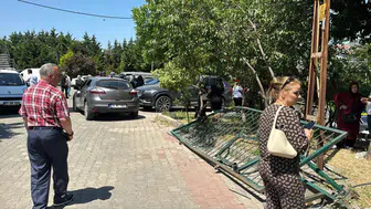 Büyükçekmece'de aracın çarptığı demir kapı 6 kişiyi yaraladı