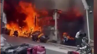 Fatih Balat'ta tamirhane yangını