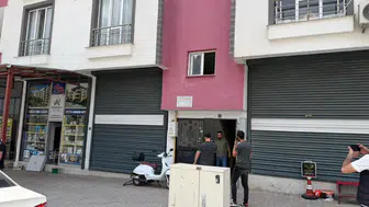 Şanlıurfa'da aile dehşeti : Bir kişi, eşi ve kızını silahla yaraladı
