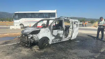 Muğla Menteşe'de yangın : Araç kullanılamaz hale geldi